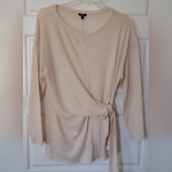 Express NWT Cream Skimming Tie Front Long Sleeve Crew Neck Top Small - Picture 7 of 8